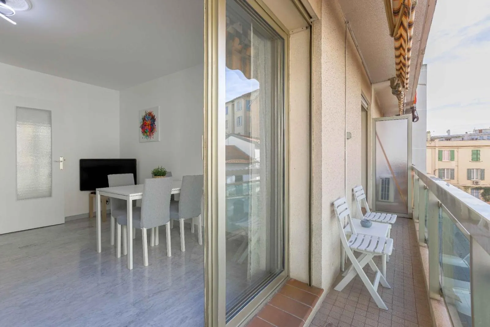 Apartment Paradis De Nissa - Central, Balcon, Clim, 15Mn Palais&Plage Cannes