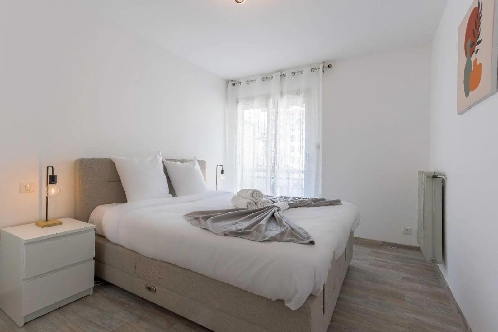Apartment Paradis De Nissa - Central, Balcon, Clim, 15Mn Palais&Plage Cannes